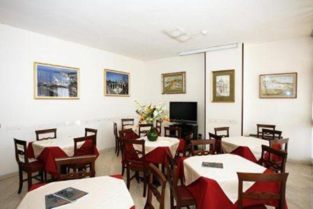 Casa Pastor Bonus Hotel Lecce Exterior foto